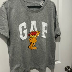 Gap and Garfield collaboration tee shirt size large